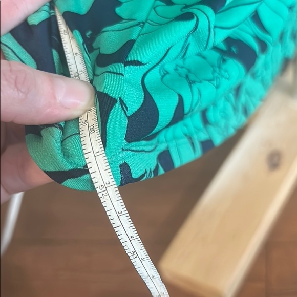 London Times Floral Wrap Dress in Green - Picture 5 of 8